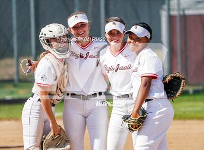 Thumbnail 1 in Regis Jesuit @ Chatfield photogallery.
