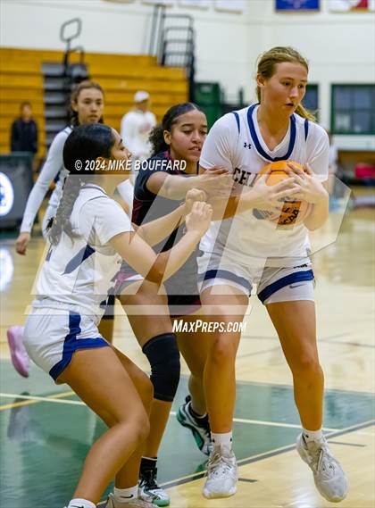 Thumbnail 3 in Dos Pueblos vs Oaks Christian (Santa Barbara Tournament of Champions) photogallery.