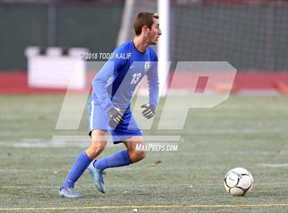 Thumbnail 3 in Glastonbury vs. Pomperaug (CIAC Class LL Semifinal) photogallery.