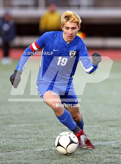 Thumbnail 3 in Glastonbury vs. Pomperaug (CIAC Class LL Semifinal) photogallery.