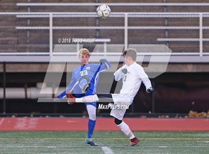 Thumbnail 1 in Glastonbury vs. Pomperaug (CIAC Class LL Semifinal) photogallery.