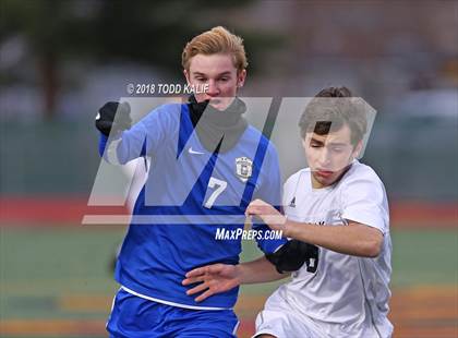 Thumbnail 2 in Glastonbury vs. Pomperaug (CIAC Class LL Semifinal) photogallery.