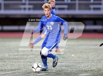 Thumbnail 1 in Glastonbury vs. Pomperaug (CIAC Class LL Semifinal) photogallery.
