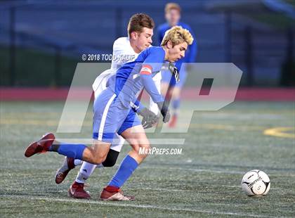 Thumbnail 3 in Glastonbury vs. Pomperaug (CIAC Class LL Semifinal) photogallery.