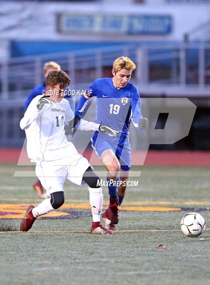 Thumbnail 1 in Glastonbury vs. Pomperaug (CIAC Class LL Semifinal) photogallery.