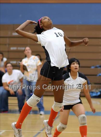 Thumbnail 3 in Foothill @ Center photogallery.