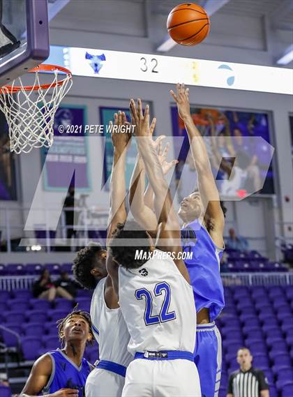 Thumbnail 2 in Victory Rock vs Crestwood Prep (City of Palms Classic) photogallery.