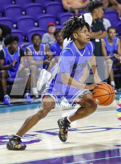 Thumbnail 2 in Victory Rock vs Crestwood Prep (City of Palms Classic) photogallery.