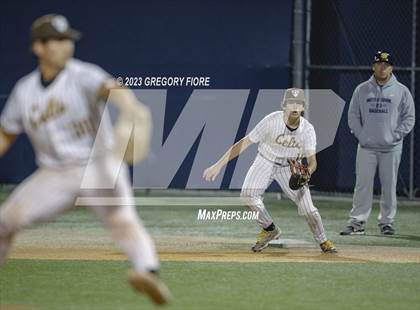 Thumbnail 3 in Notre Dame (SO) @ Crespi photogallery.