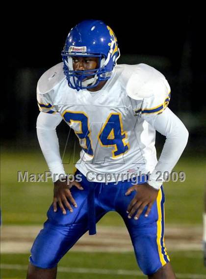 Thumbnail 2 in Bishop Amat @ Crespi (5 Days 2 Friday) photogallery.