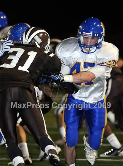 Thumbnail 3 in Bishop Amat @ Crespi (5 Days 2 Friday) photogallery.