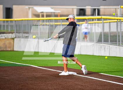 Thumbnail 1 in Snook vs Thorndale (UIL 2A Region IV Area) photogallery.