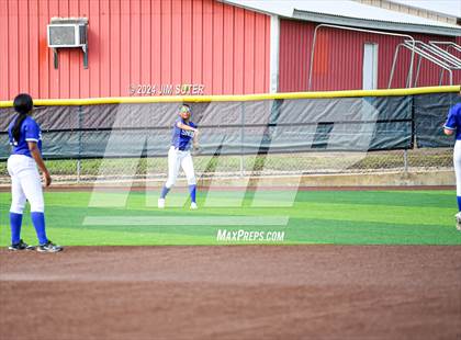 Thumbnail 3 in Snook vs Thorndale (UIL 2A Region IV Area) photogallery.