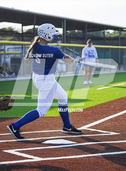 Thumbnail 2 in Snook vs Thorndale (UIL 2A Region IV Area) photogallery.