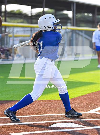Thumbnail 1 in Snook vs Thorndale (UIL 2A Region IV Area) photogallery.