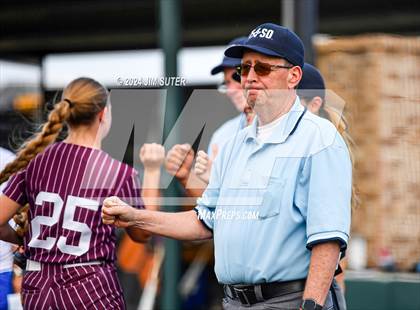 Thumbnail 2 in Snook vs Thorndale (UIL 2A Region IV Area) photogallery.