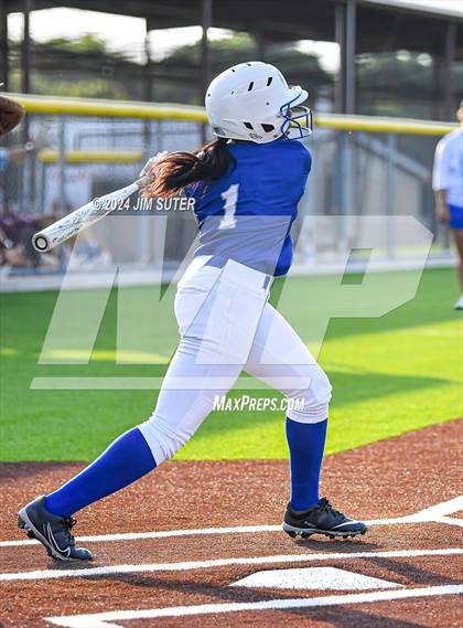 Thumbnail 2 in Snook vs Thorndale (UIL 2A Region IV Area) photogallery.