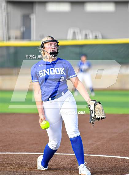 Thumbnail 1 in Snook vs Thorndale (UIL 2A Region IV Area) photogallery.