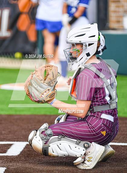 Thumbnail 3 in Snook vs Thorndale (UIL 2A Region IV Area) photogallery.