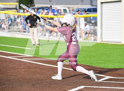 Thumbnail 3 in Snook vs Thorndale (UIL 2A Region IV Area) photogallery.