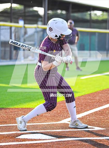 Thumbnail 2 in Snook vs Thorndale (UIL 2A Region IV Area) photogallery.