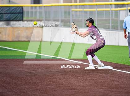 Thumbnail 2 in Snook vs Thorndale (UIL 2A Region IV Area) photogallery.