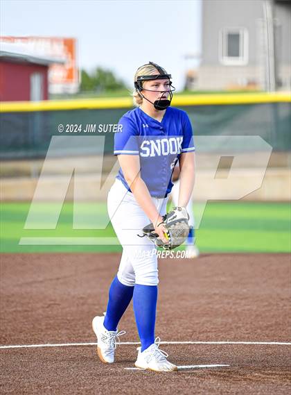 Thumbnail 1 in Snook vs Thorndale (UIL 2A Region IV Area) photogallery.