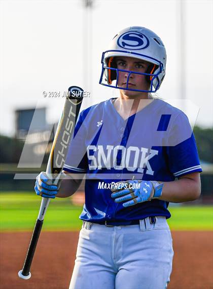 Thumbnail 1 in Snook vs Thorndale (UIL 2A Region IV Area) photogallery.