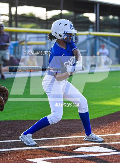 Thumbnail 3 in Snook vs Thorndale (UIL 2A Region IV Area) photogallery.