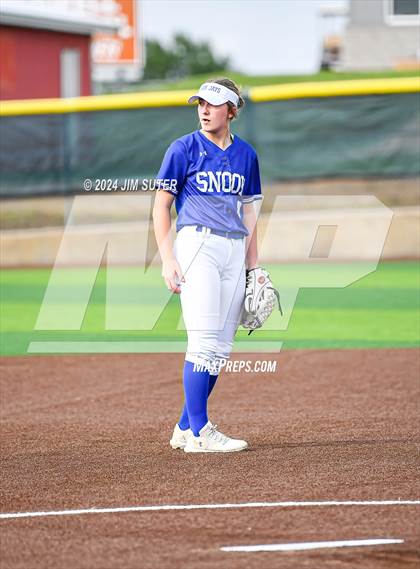 Thumbnail 3 in Snook vs Thorndale (UIL 2A Region IV Area) photogallery.