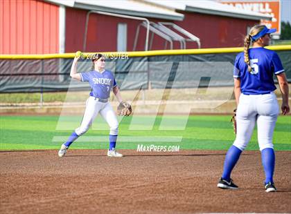 Thumbnail 2 in Snook vs Thorndale (UIL 2A Region IV Area) photogallery.