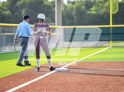 Thumbnail 2 in Snook vs Thorndale (UIL 2A Region IV Area) photogallery.