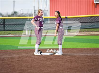 Thumbnail 1 in Snook vs Thorndale (UIL 2A Region IV Area) photogallery.