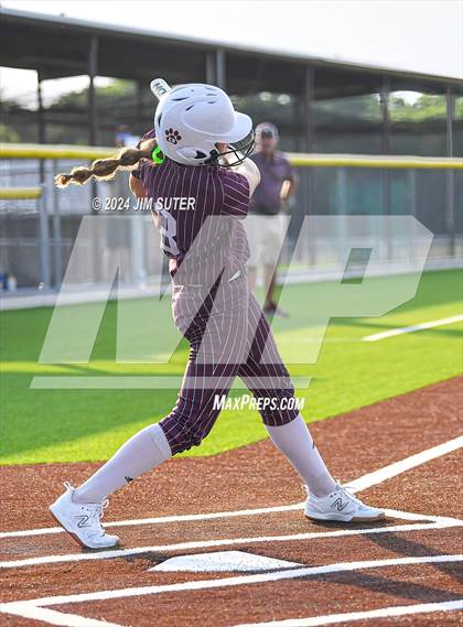 Thumbnail 3 in Snook vs Thorndale (UIL 2A Region IV Area) photogallery.