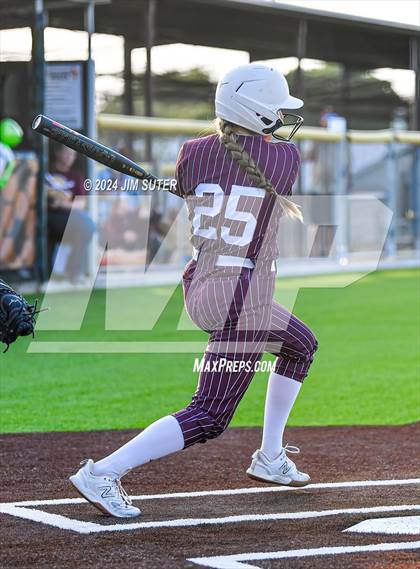 Thumbnail 1 in Snook vs Thorndale (UIL 2A Region IV Area) photogallery.