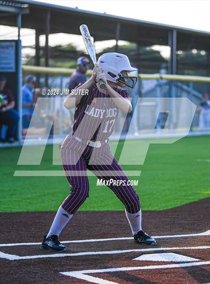 Thumbnail 2 in Snook vs Thorndale (UIL 2A Region IV Area) photogallery.