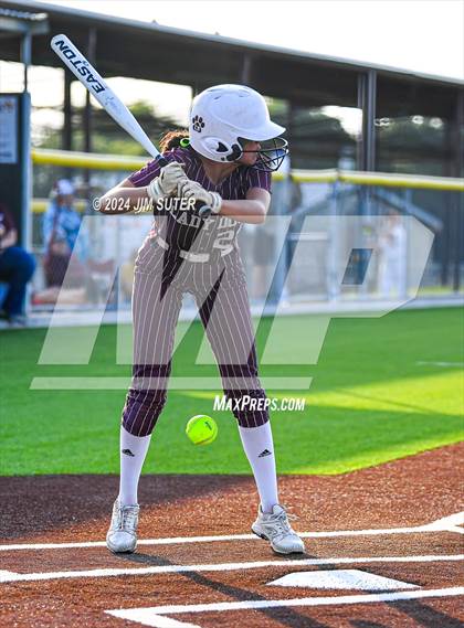 Thumbnail 3 in Snook vs Thorndale (UIL 2A Region IV Area) photogallery.