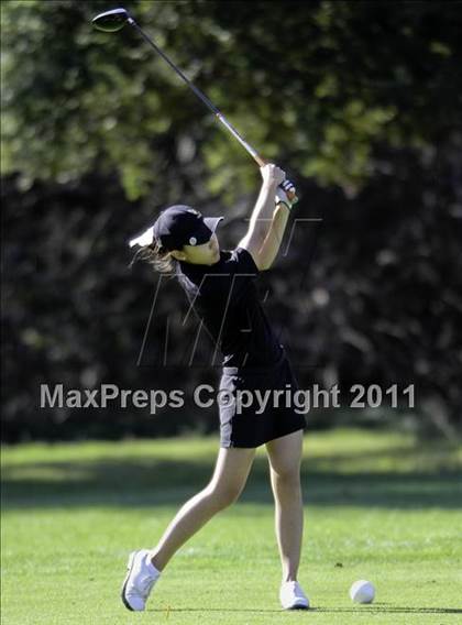 Thumbnail 3 in CIF State NorCal Girls Golf Championships photogallery.