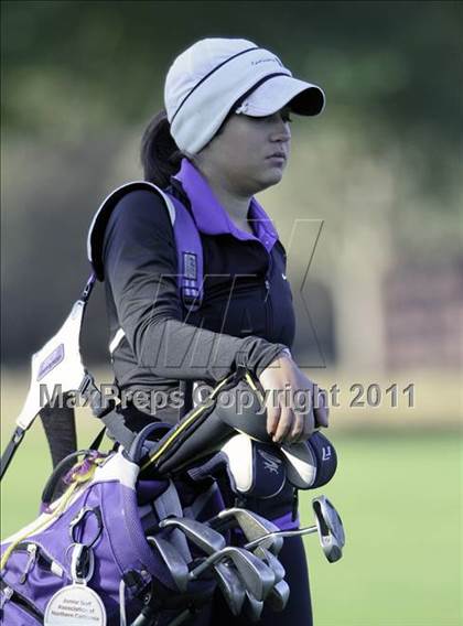 Thumbnail 3 in CIF State NorCal Girls Golf Championships photogallery.