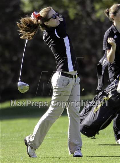 Thumbnail 2 in CIF State NorCal Girls Golf Championships photogallery.