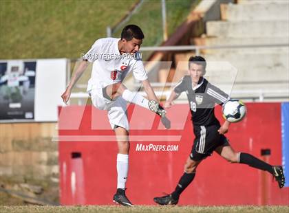 Thumbnail 3 in Greer @ Greenville (SCHSL AAAA Playoffs, 1st Round) photogallery.