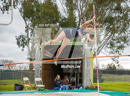 Thumbnail 3 in Gaucho Relays photogallery.