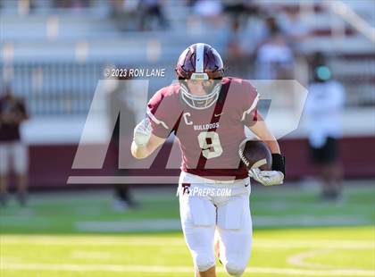 Thumbnail 2 in FR: Mustang @ Edmond Memorial photogallery.