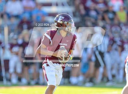 Thumbnail 2 in FR: Mustang @ Edmond Memorial photogallery.