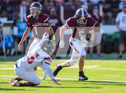 Thumbnail 1 in FR: Mustang @ Edmond Memorial photogallery.