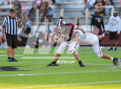 Thumbnail 1 in FR: Mustang @ Edmond Memorial photogallery.