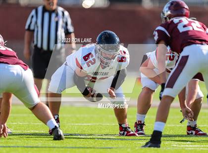 Thumbnail 1 in FR: Mustang @ Edmond Memorial photogallery.