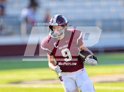 Thumbnail 3 in FR: Mustang @ Edmond Memorial photogallery.