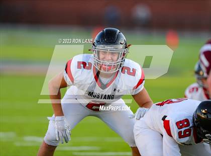 Thumbnail 1 in FR: Mustang @ Edmond Memorial photogallery.