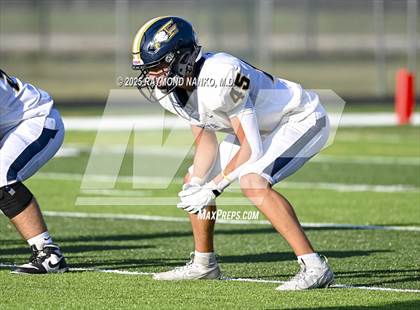 Thumbnail 3 in FR: Delta @ Yorktown photogallery.